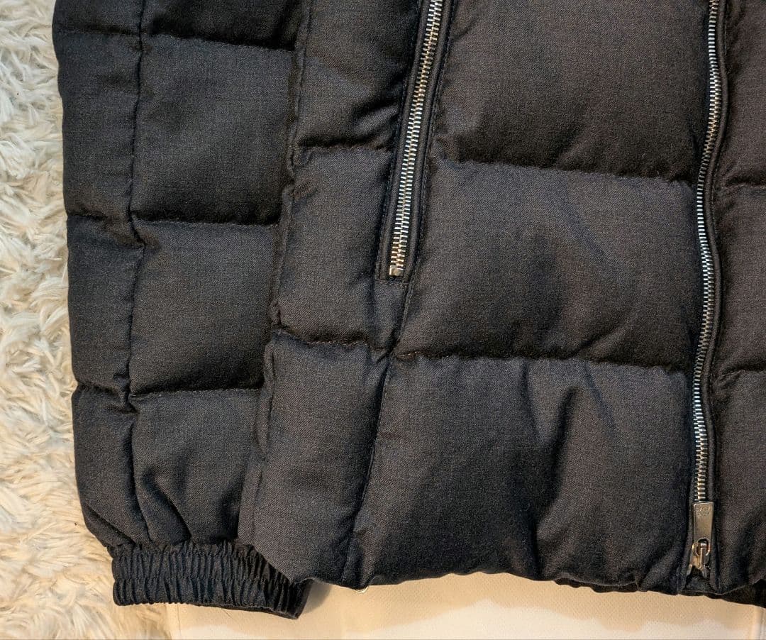 極美品　タトラス DOMIZIANO　ドミツィアーノダウン　サイズ3 チャコール