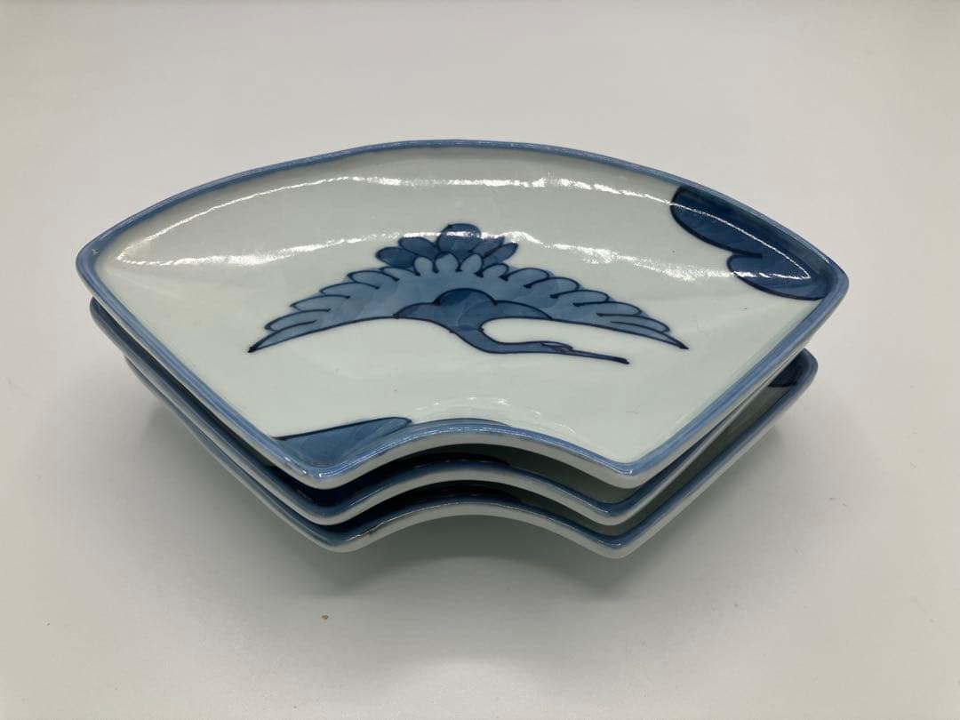 ◯ 有田焼 源右衛門窯 「染付鶴絵 扇形 皿」 3枚セット