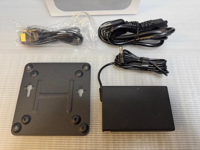 GEEKOM A8 AMD Ryzen9 8945HS 32GB ミニPC