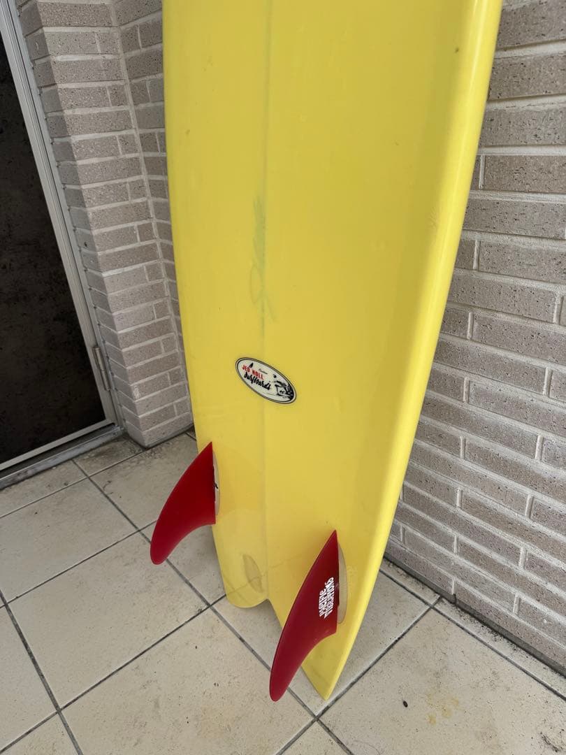 サーフボード　ハンティントンフィッシュ　ツインフィン フィン付き
