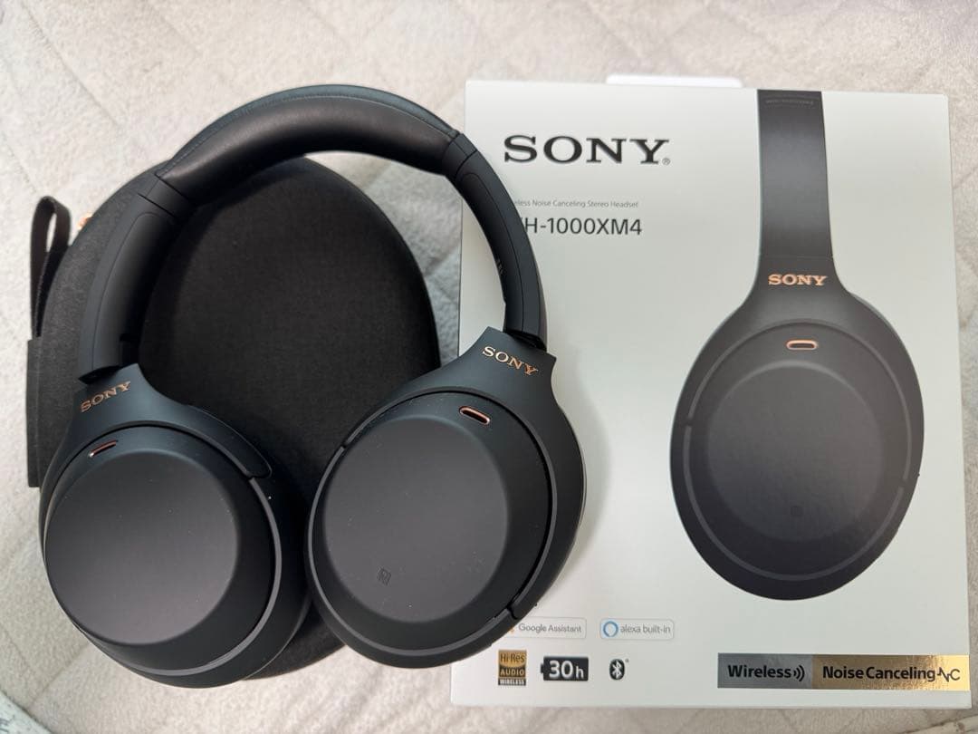 SONY ヘッドホン　WH-1000XM4 ほぼ未使用