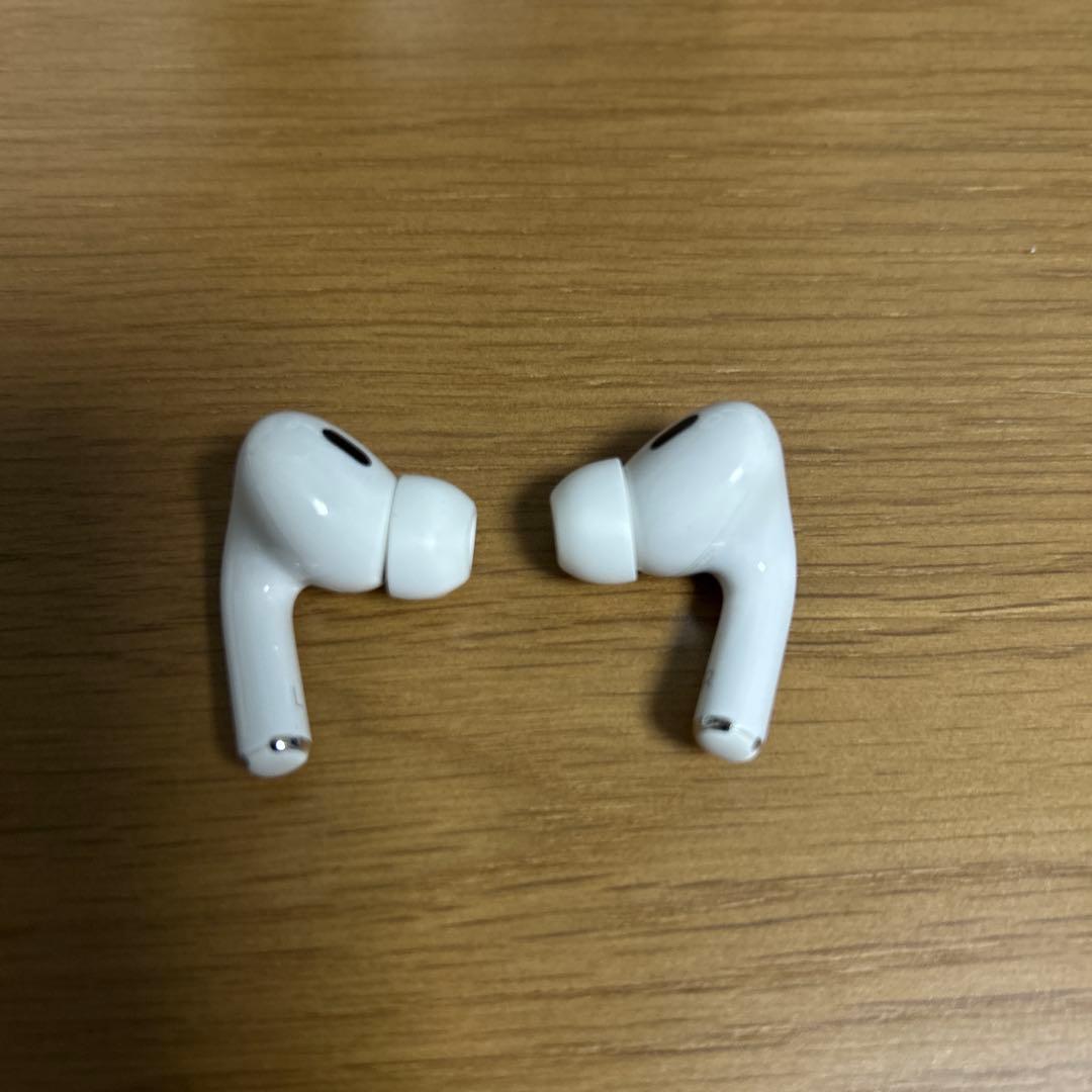 Airpods pro 第2世代 Lightning おまけケース付き