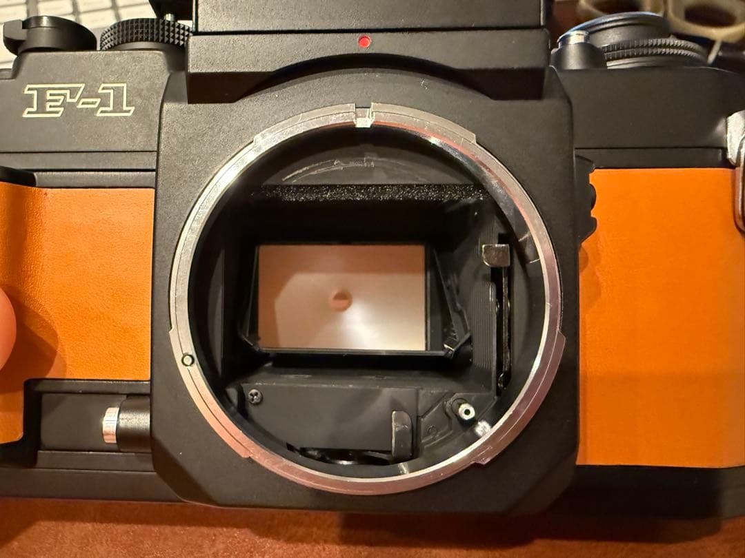 【整備済】Canon New F-1