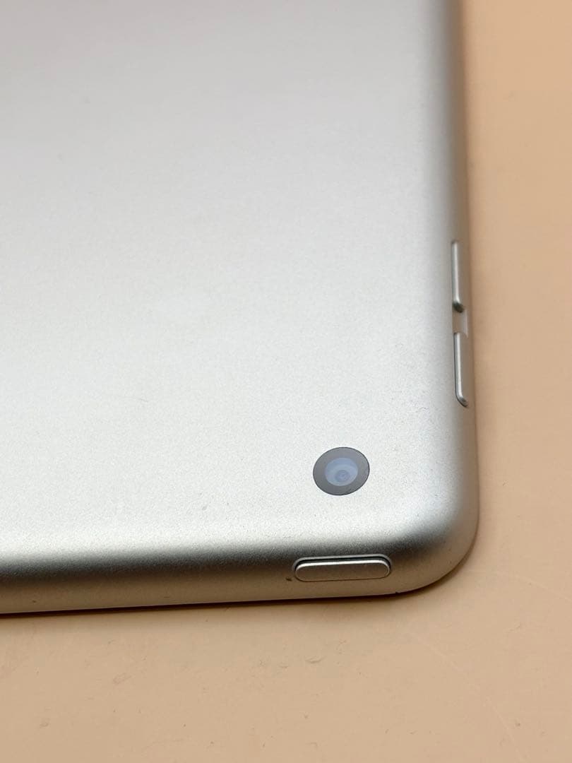 iPad (第9世代) スペースグレー 64GB 本体