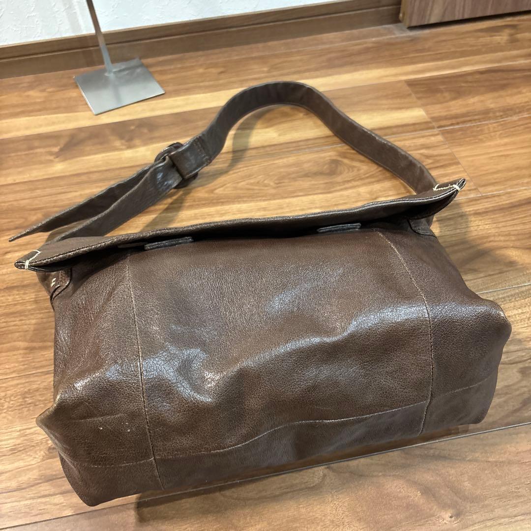 【美品】ゲンテン genten レザー 本革製 ショルダーバッグ メンズ 大容量