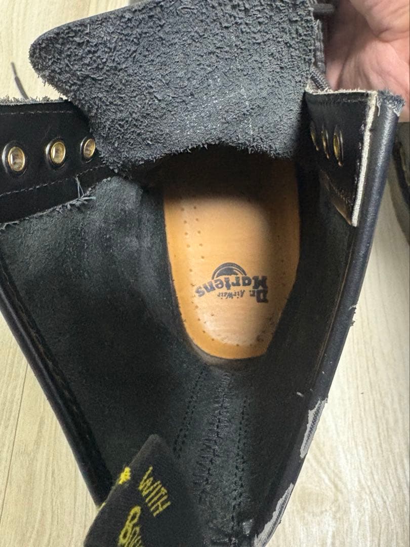 氷室京介ドクターマーチン8ホールUK10