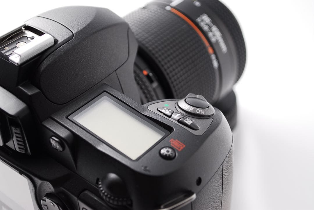 希少CCDセンサー搭載✨深みのある発色✨Nikon D70s✨一眼レフカメラ