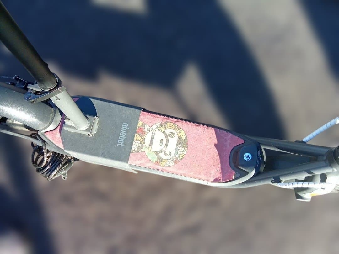 【充電器付】Segway-Ninebot F20A 電動キックボード セグウェイ