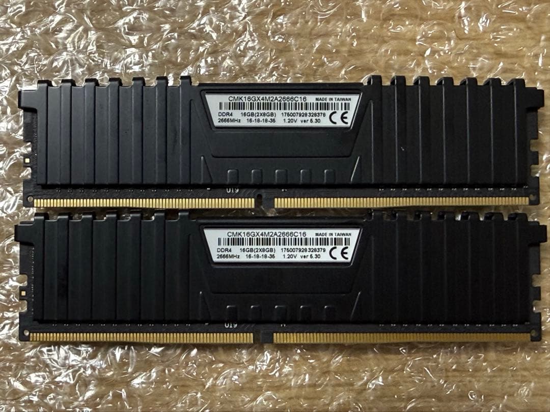 Corsair CMK 32GB DDR4 16GB 2枚組