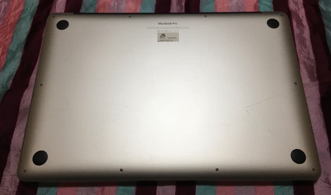 Apple MacBook Pro 15インチ 2015 i7 16GB WIN