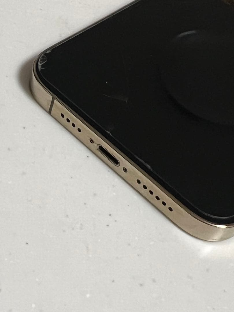 iPhone13pro max 128G SIMフリー