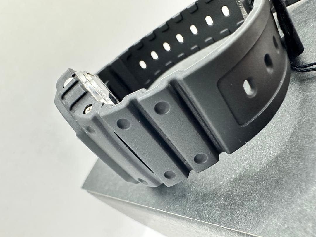 セール　電池切れ新品未使用　G-SHOCK DW-5000-1JF