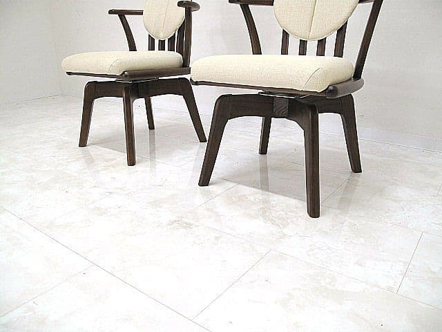 【展示品】イバタインテリア 回転式ダイニングチェア 2脚セット　　オーク材