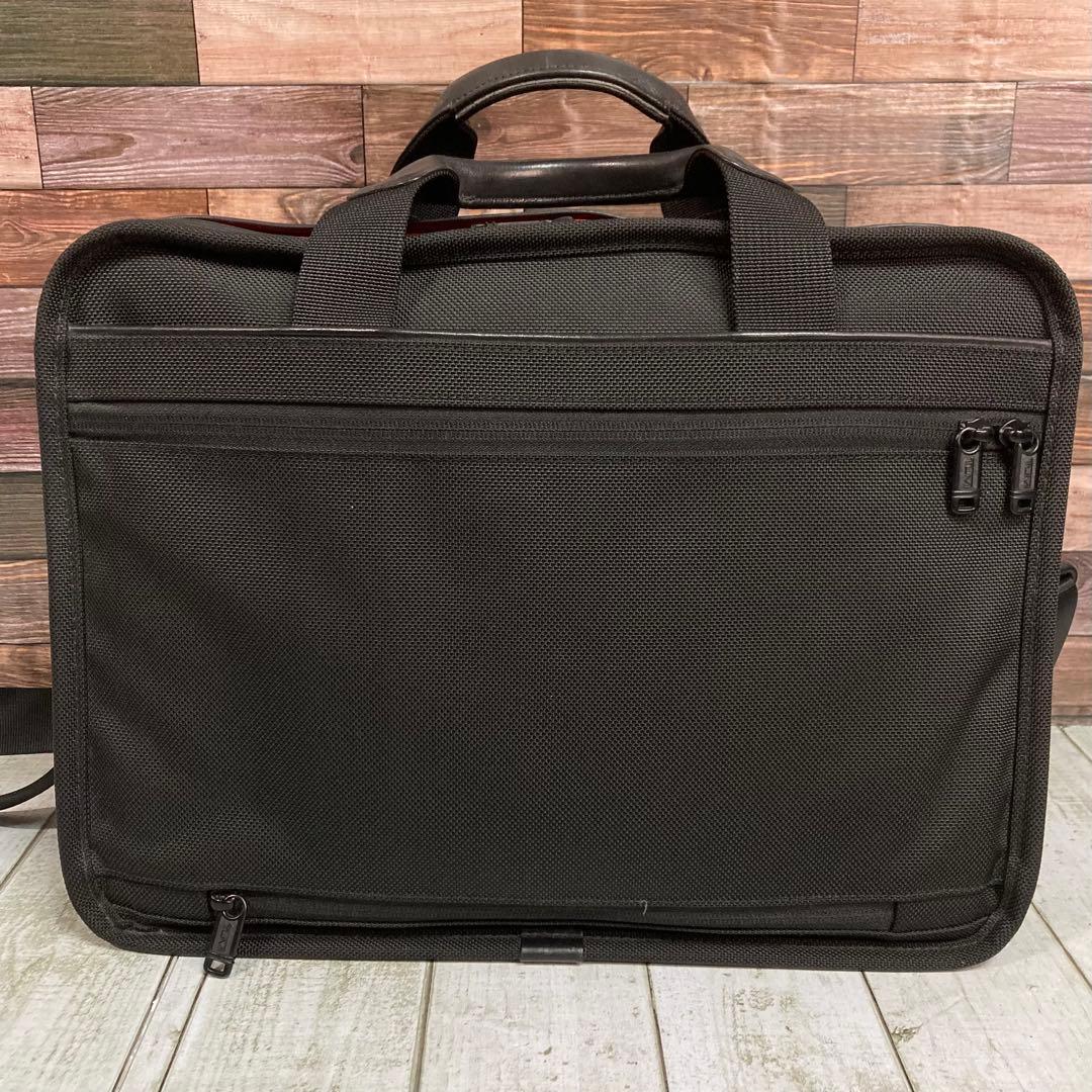 トゥミ　TUMI　ビジネスバッグ　2way　日本限定　黒　2層式　ブリーフケース