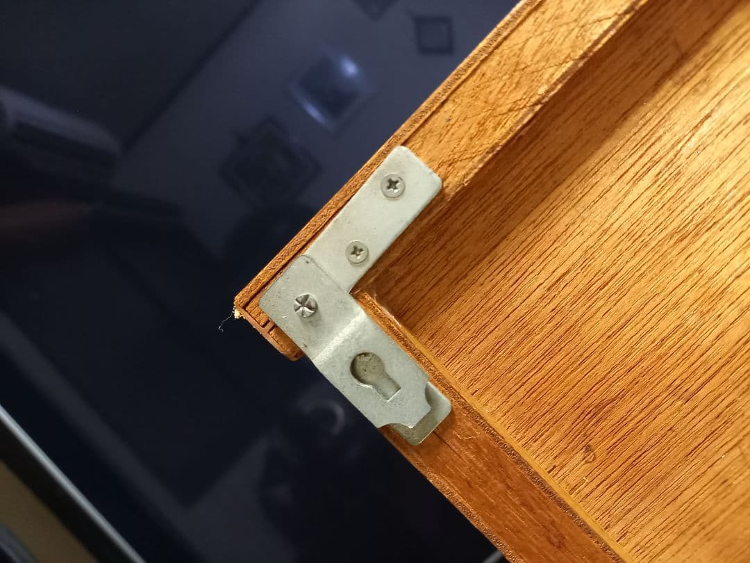 1970's ミッドセンチュリーモダン　ウッドショーケース　木製　ウォールラック