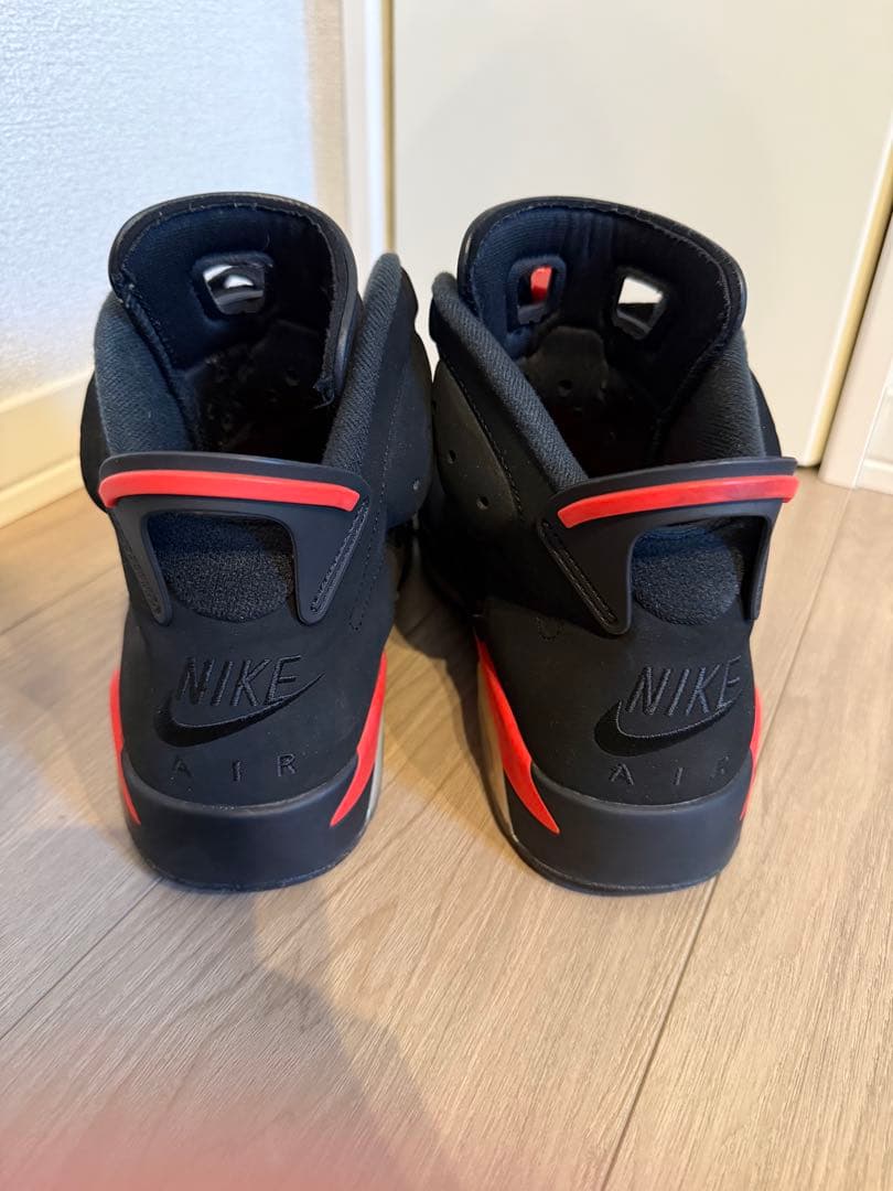 ナイキ エアジョーダン6 レトロ ブラック/インフラレッド