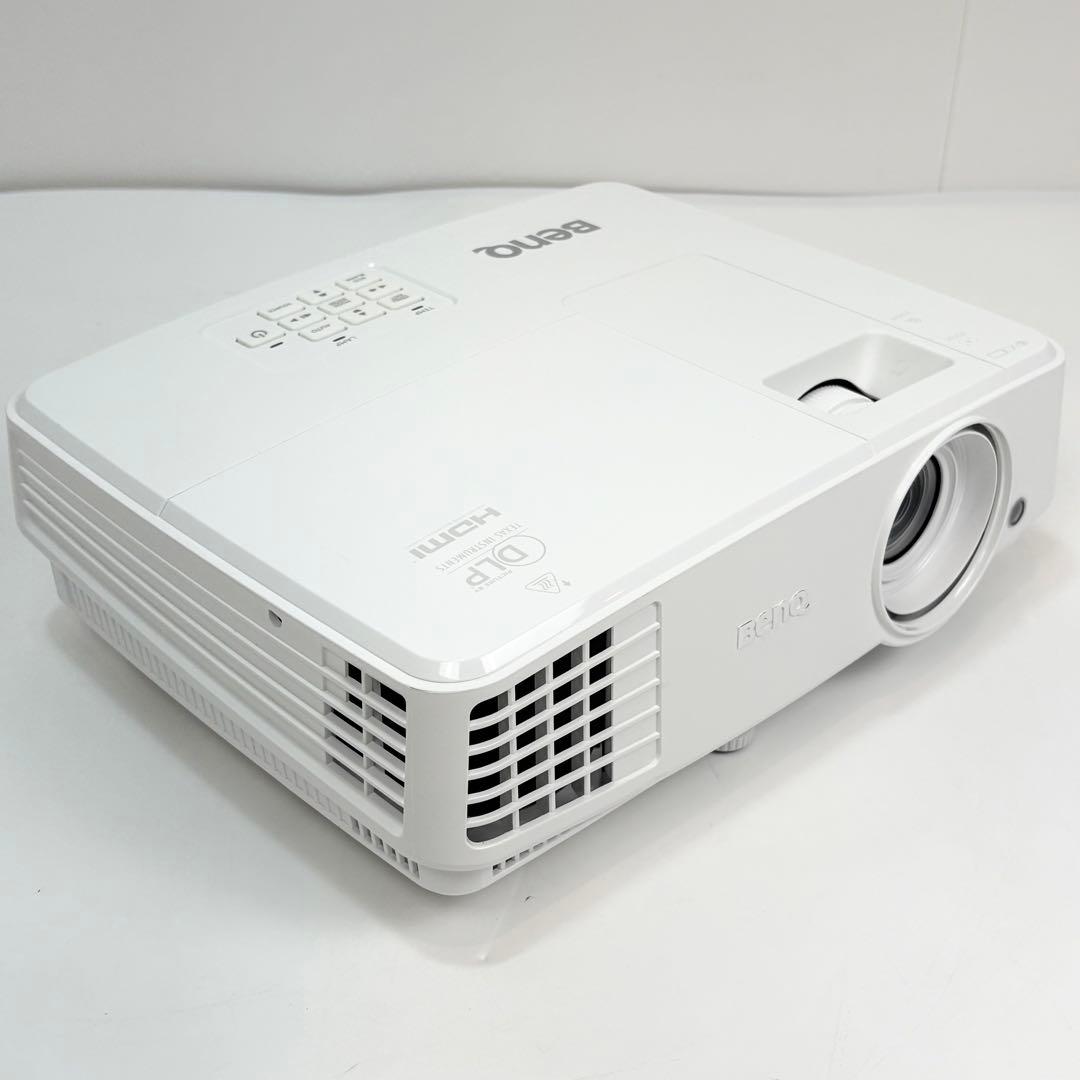 BenQ TW526 プロジェクター 本体 リモコン付 ランプ4時間表示