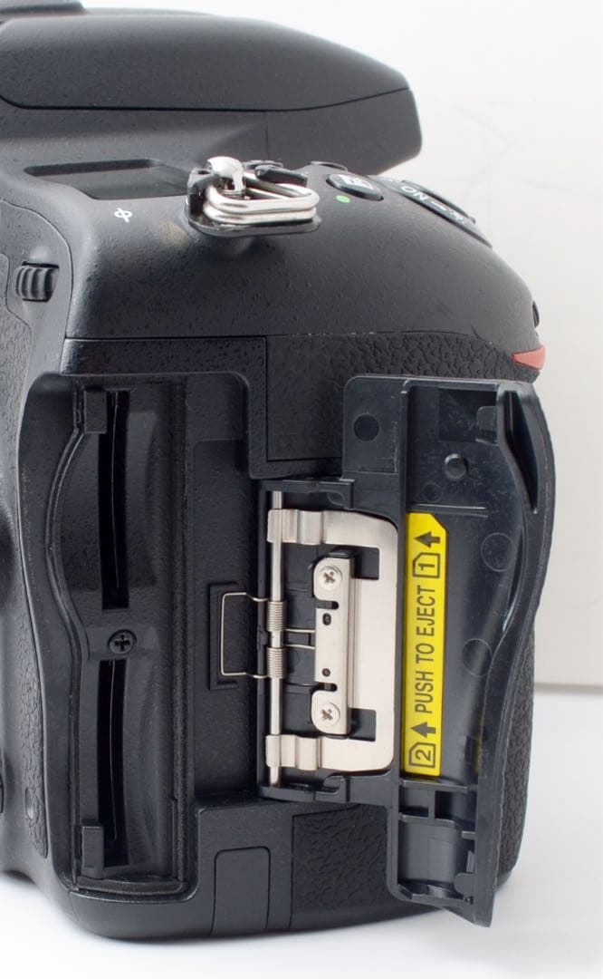 S数少！Nikon D750★Wズームレンズ★使いやすいフルサイズ機