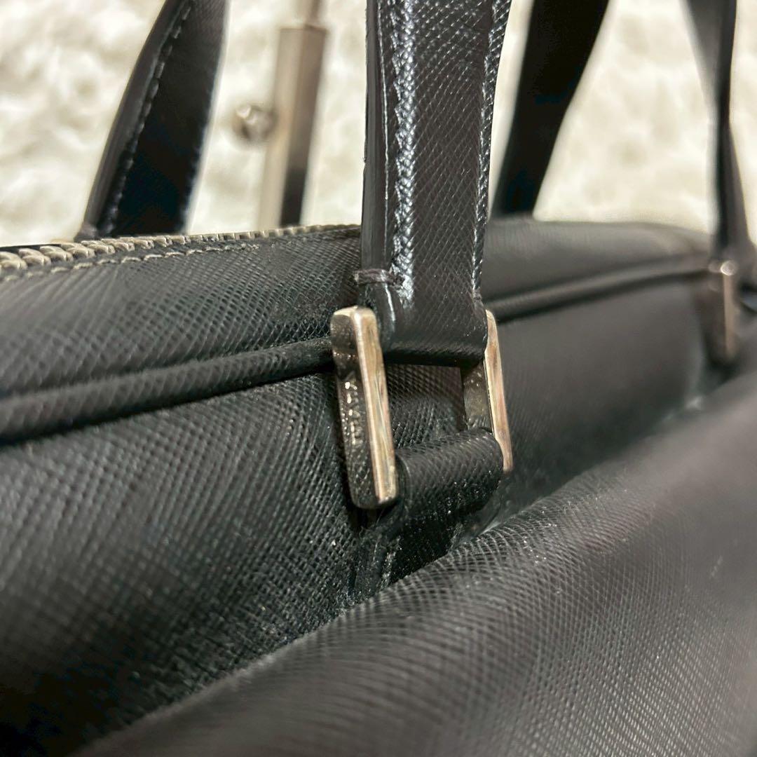 美品✨プラダ ブリーフケース サフィアーノ ビジネスバッグ ブラック