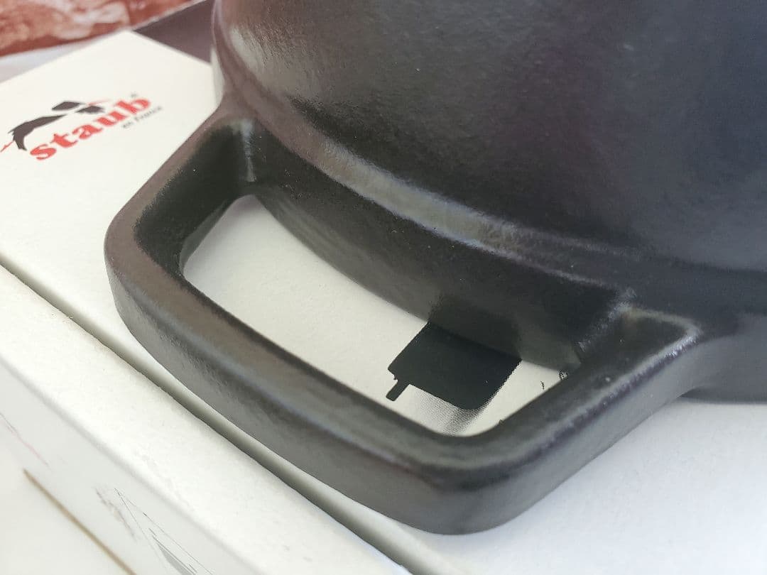 staub　ピコ・ココット ラウンド 16cm ストウブ