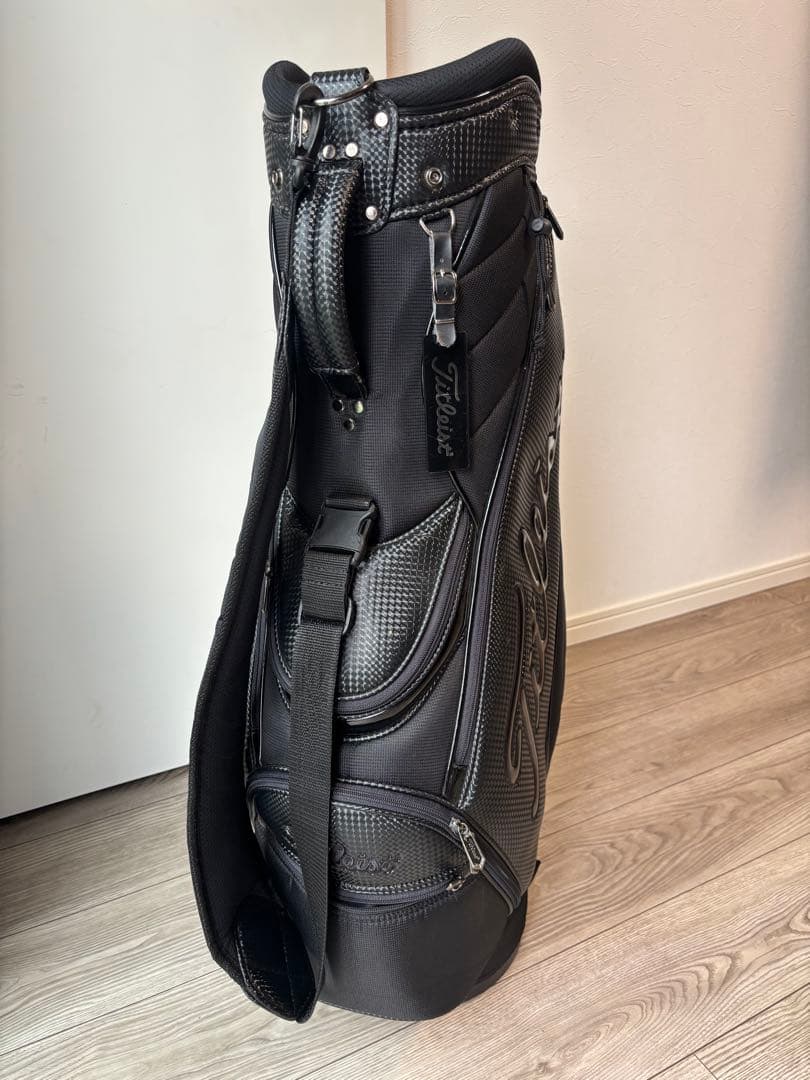 Titleist ゴルフバッグ ブラック フードカバー付き