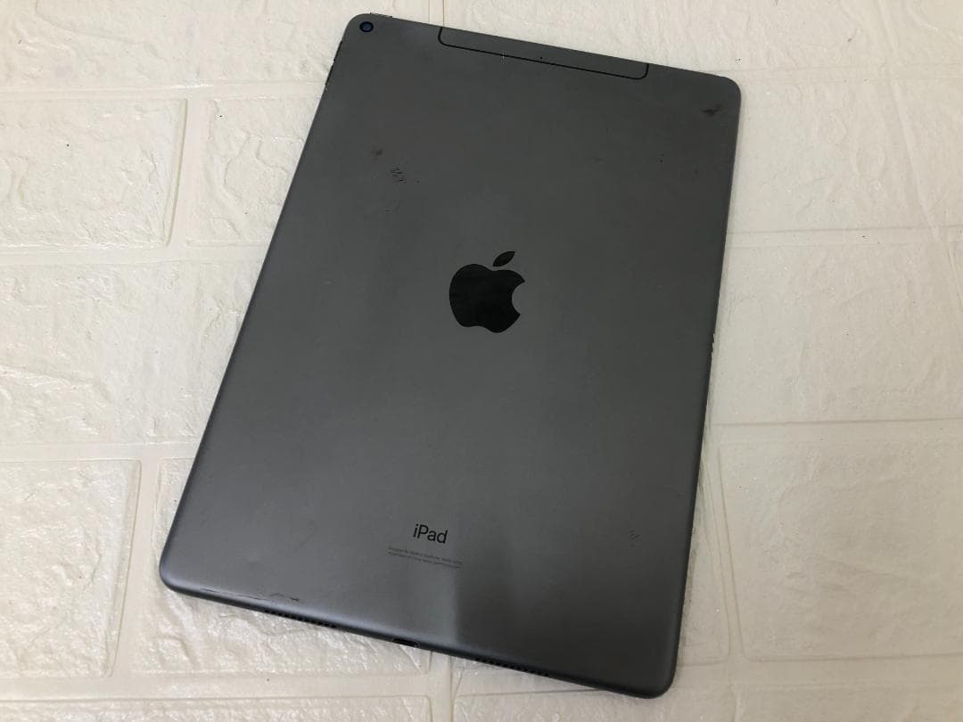 iPad Air 第3世代 64GB スペースグレイ MV0D2J／A