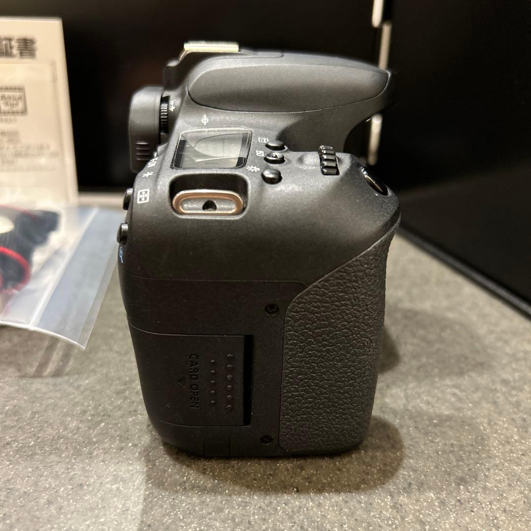 Canon EOS 9000D デジタル一眼レフカメラ 保証書付