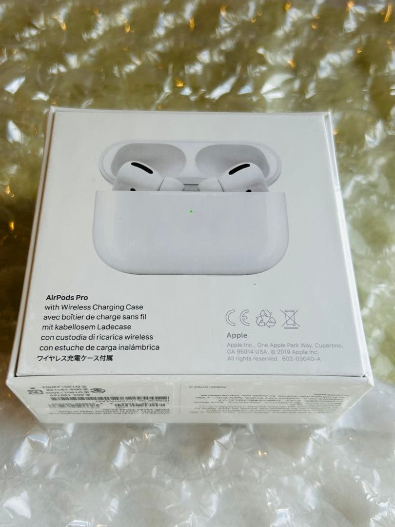 AirPods Pro イヤホン　MWP22J/A 新品未開封　シュリンク