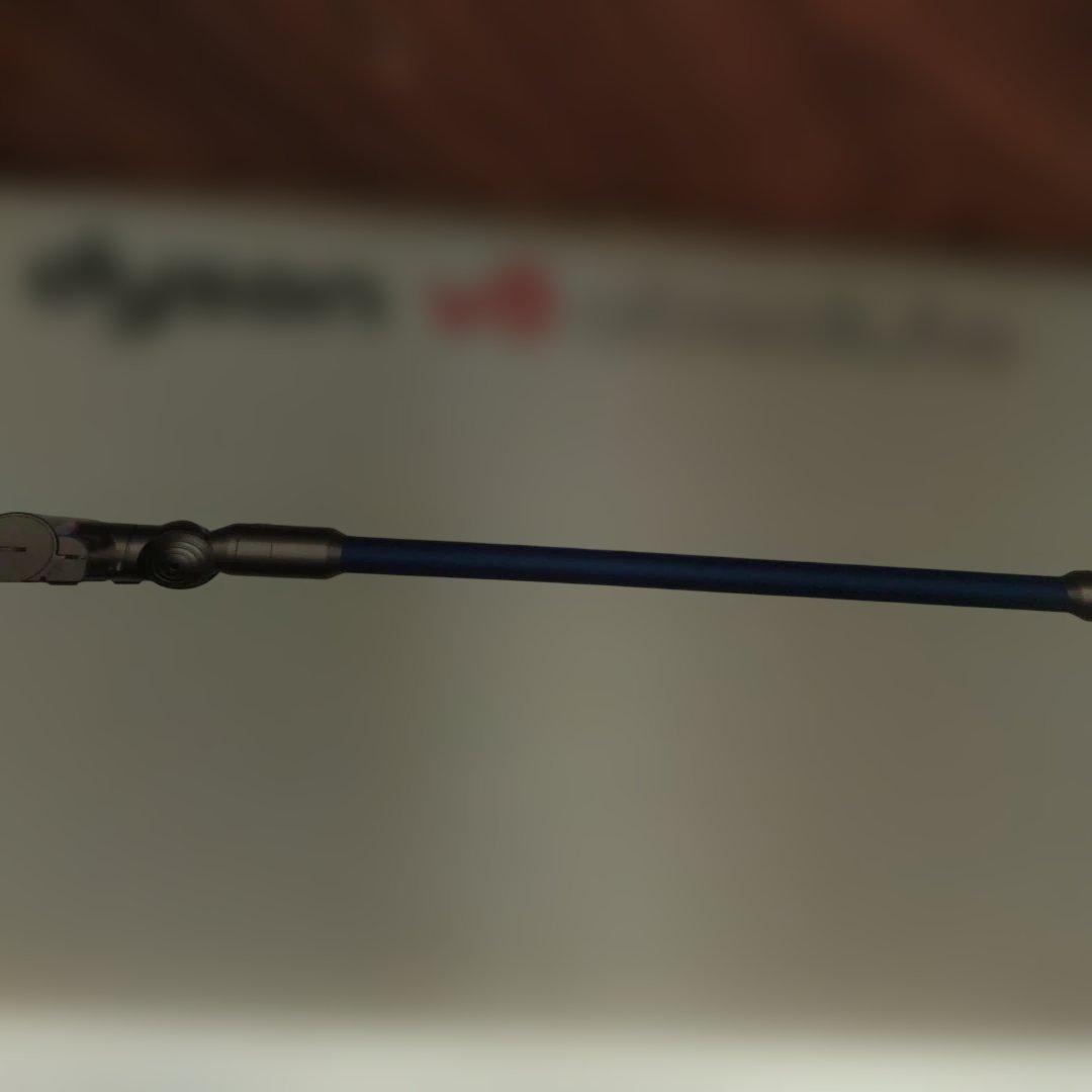 テ*。様 ダイソンV8掃除機