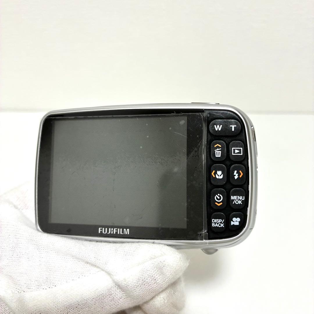 【ほぼ未使用・箱あり】FUJIFILM FinePix Z37 シルバー