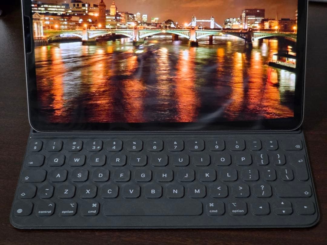 iPad smart keyboard folio 11インチ 英語配列純正品