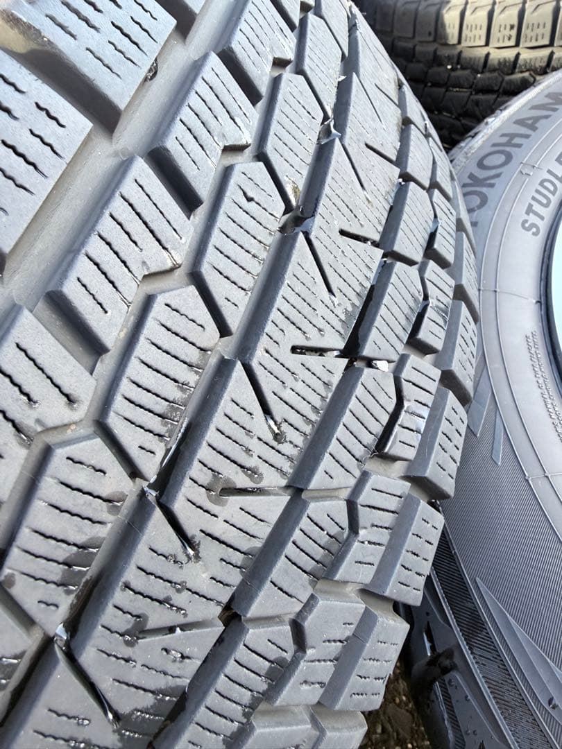 美品　ベンツ純正　GLC220d ヨコハマ 235/60R18 タイヤホイール