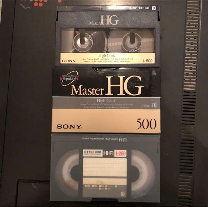 SONY【ソニー】ベータ【β】ビデオデッキ ビデオテープ付き