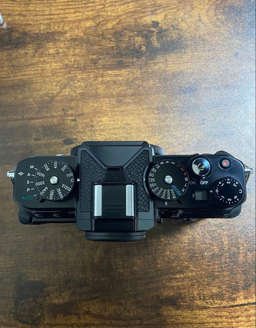 Nikon Zf ミラーレス一眼カメラ