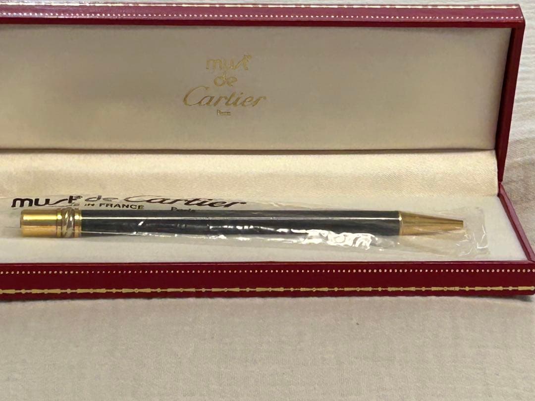 超希少　カルティエ　cartier トリニティ　黒✖︎金　未使用に近い極美品