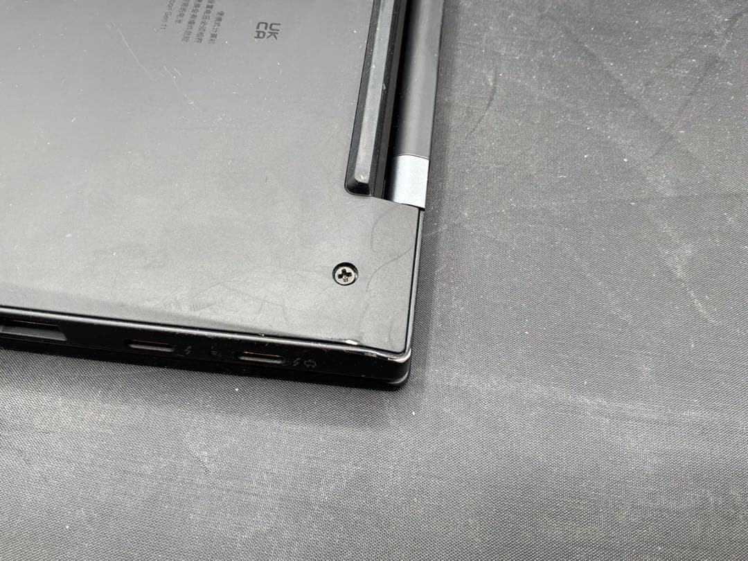 Lenovo ThinkPad X1 Carbon Gen 11 WANあり