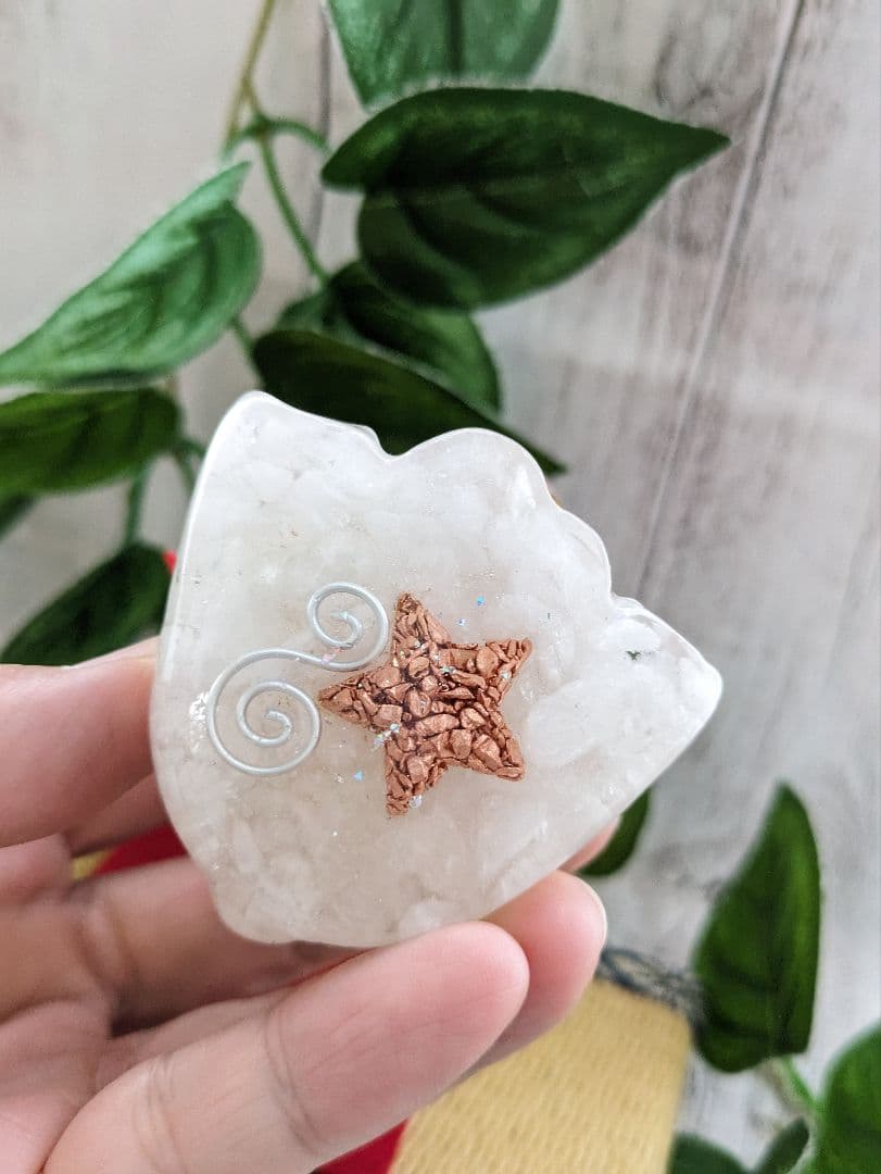 【次男坊です。】白水晶の午年おうまちゃん形オルゴナイト☆他２点