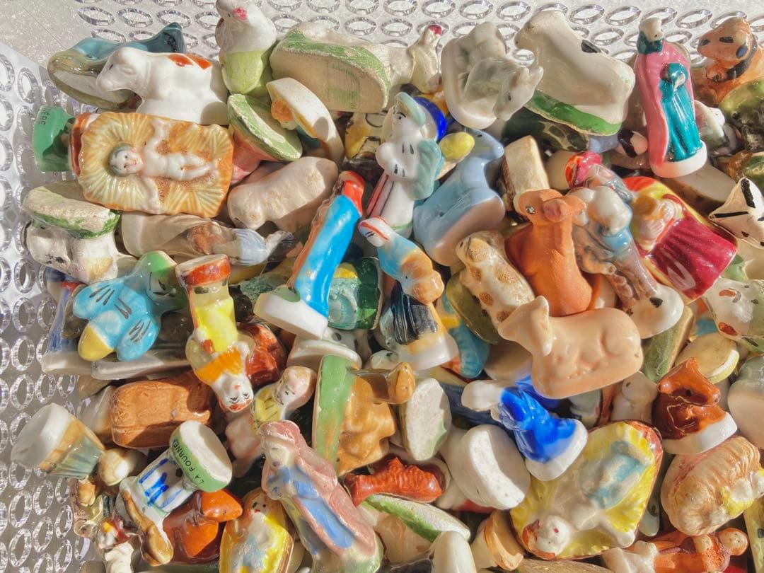 【超ずっしり】フェーブ 約1.5kg 推定約380体｜｜サントンス 大量ロット