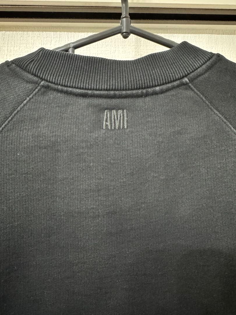 アミパリ　スエット　ロゴ