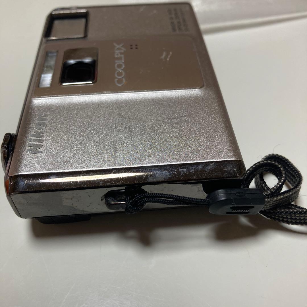 Nikon デジカメ　S1000pj