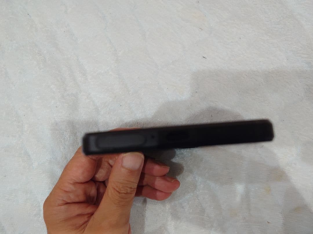 ソニー　エクスペリア１ iv