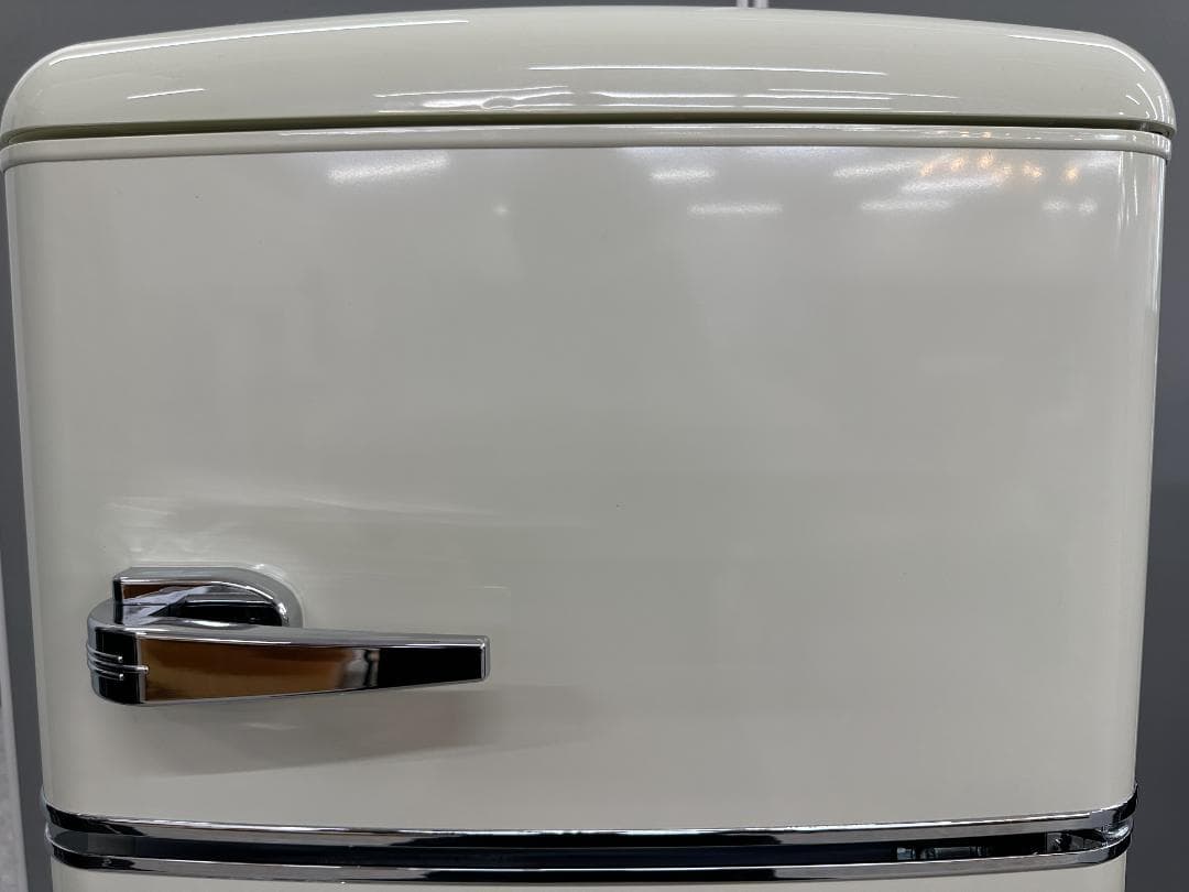 オーヤマ 冷蔵庫　昭和レトロ　PRR-082D-W　81L　2023年製ホワイト