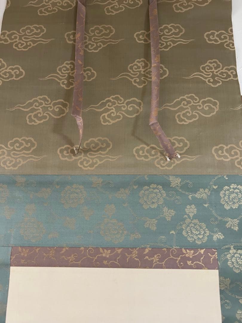 k*3様 橋本永郁 聴琴　美人図　双幅 共箱 漆塗軸先 掛け軸　骨董品