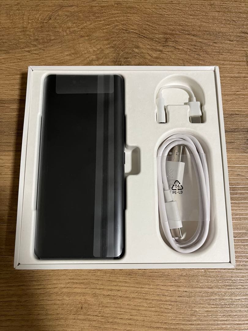 Rakuten Hand 5G P780 本体 ブラック 充電ケーブル スマホ