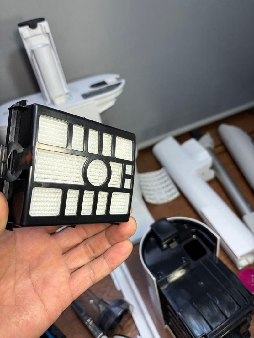 Sharkコードレススティッククリーナー LC150J T6管理番号1025 ￼