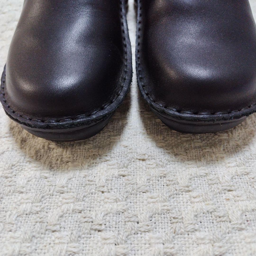 NAOT IRIS　MattBlack 37（23.5センチ）