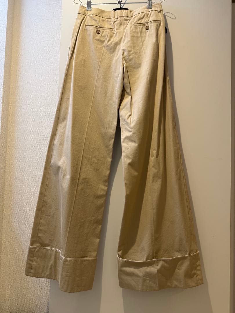 NINA RICCI ベージュ ワイドパンツ　34サイズ