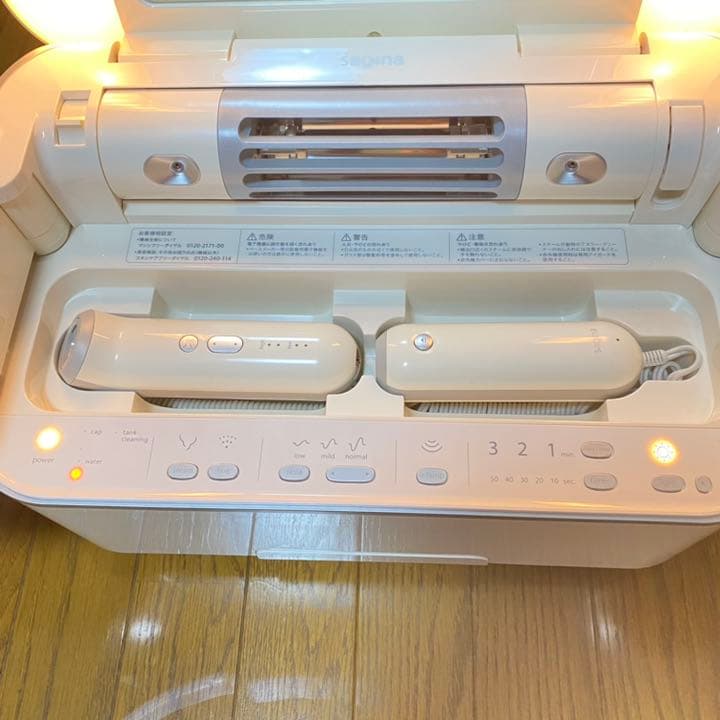 美顔器　saqina サキナ　bijou ビジュー