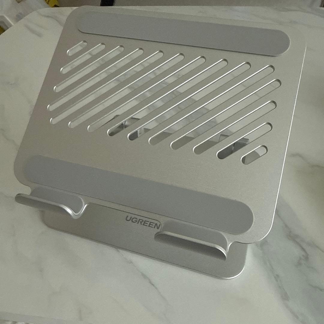 iPad Pro 第4世代11インチWi-Fiモデルシルバー128GBおまけ付き