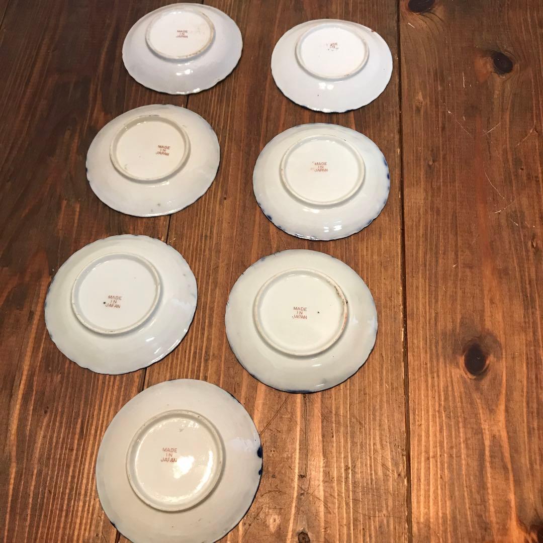 美品　陶芸　希少　年代物　青絵皿　菊花　銘々皿　丁寧に描れた　華やかな　薄い作り